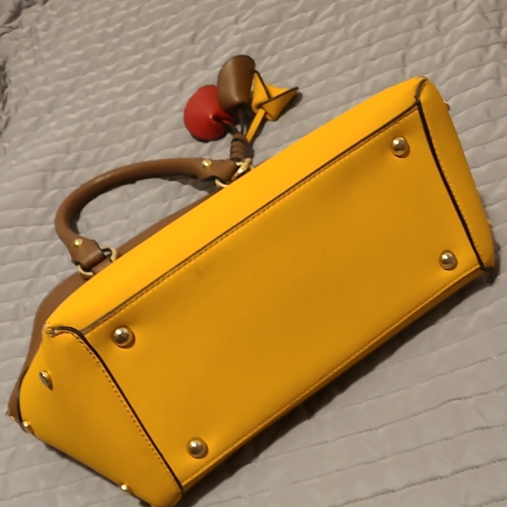 Vibrant Yellow Satchel Modern Stylish‎ Design Tassels - Picture 9 of 17
